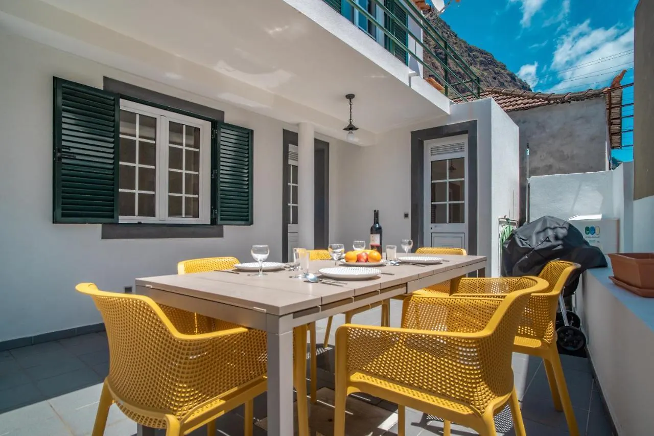 Casa De Praia No Paul Do Mar Паул-ду-Мар