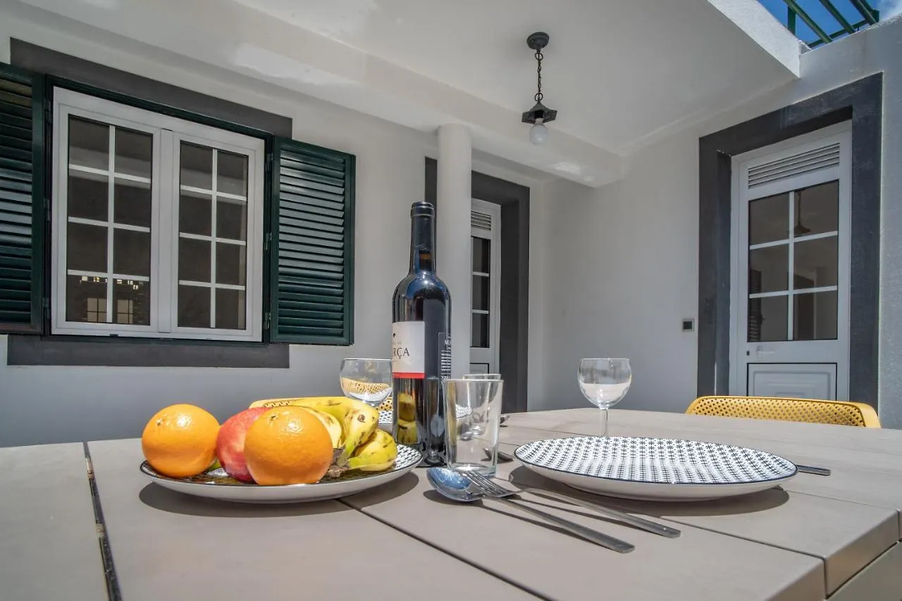 Дом отдыха Casa De Praia No Paul Do Mar